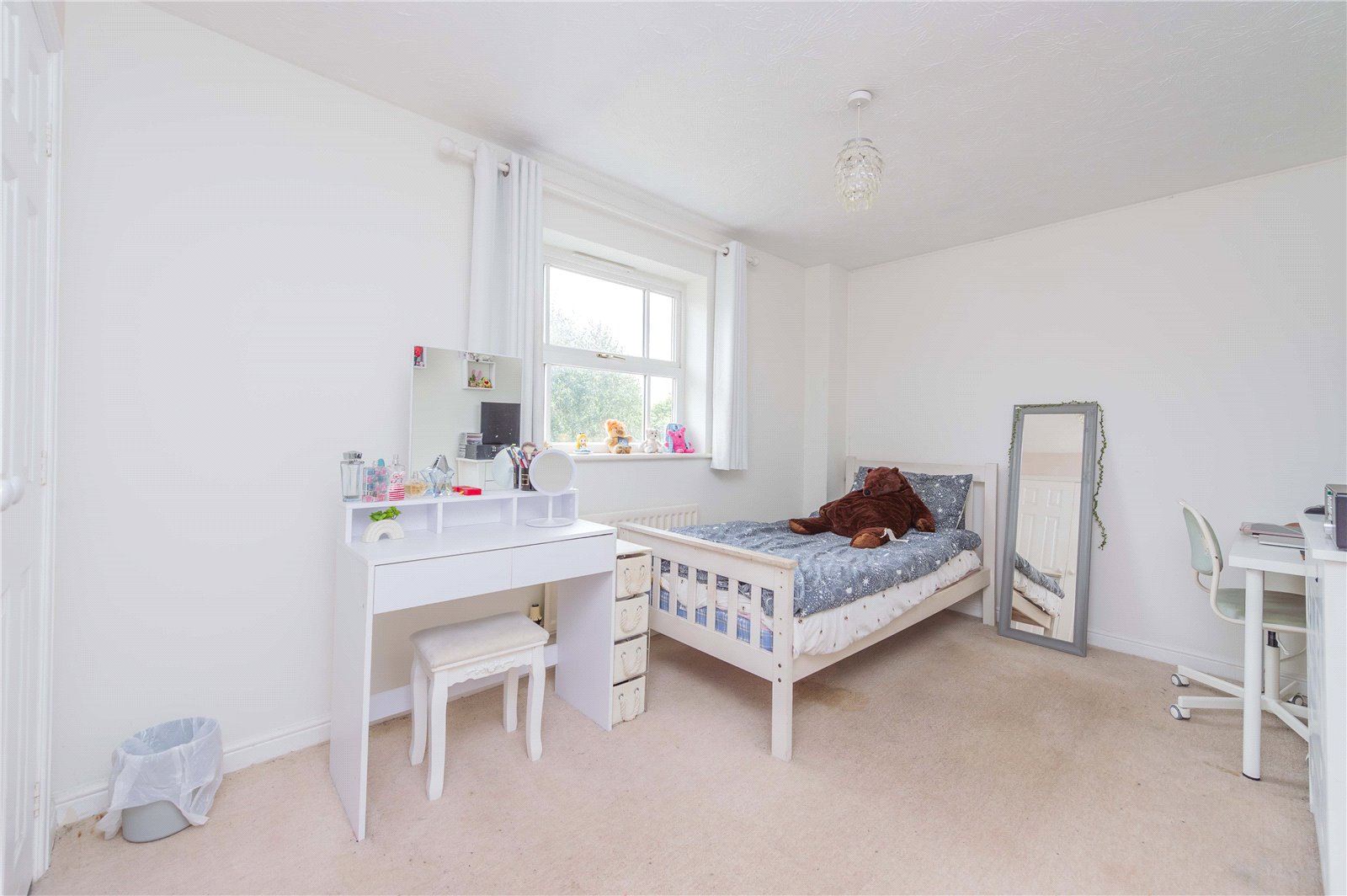 Picture No. 37 Shoveller Drive, Apley, TF1