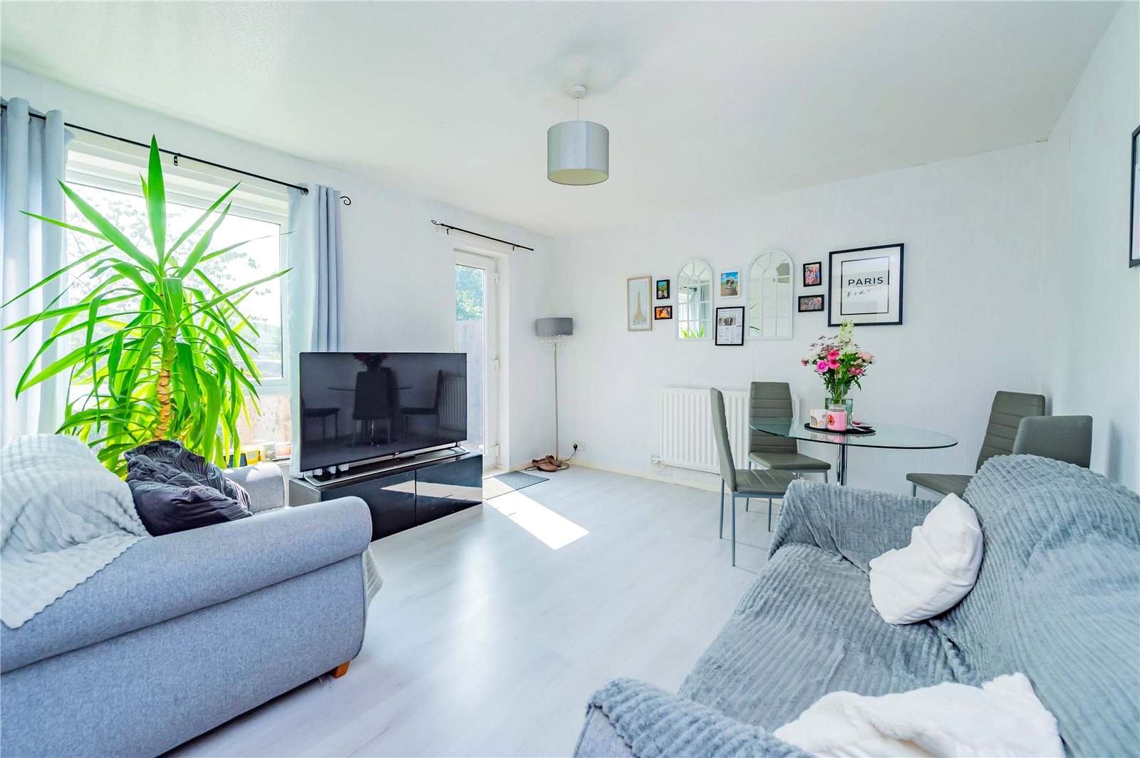 Picture No. 01 Majestic Way, Telford, TF4