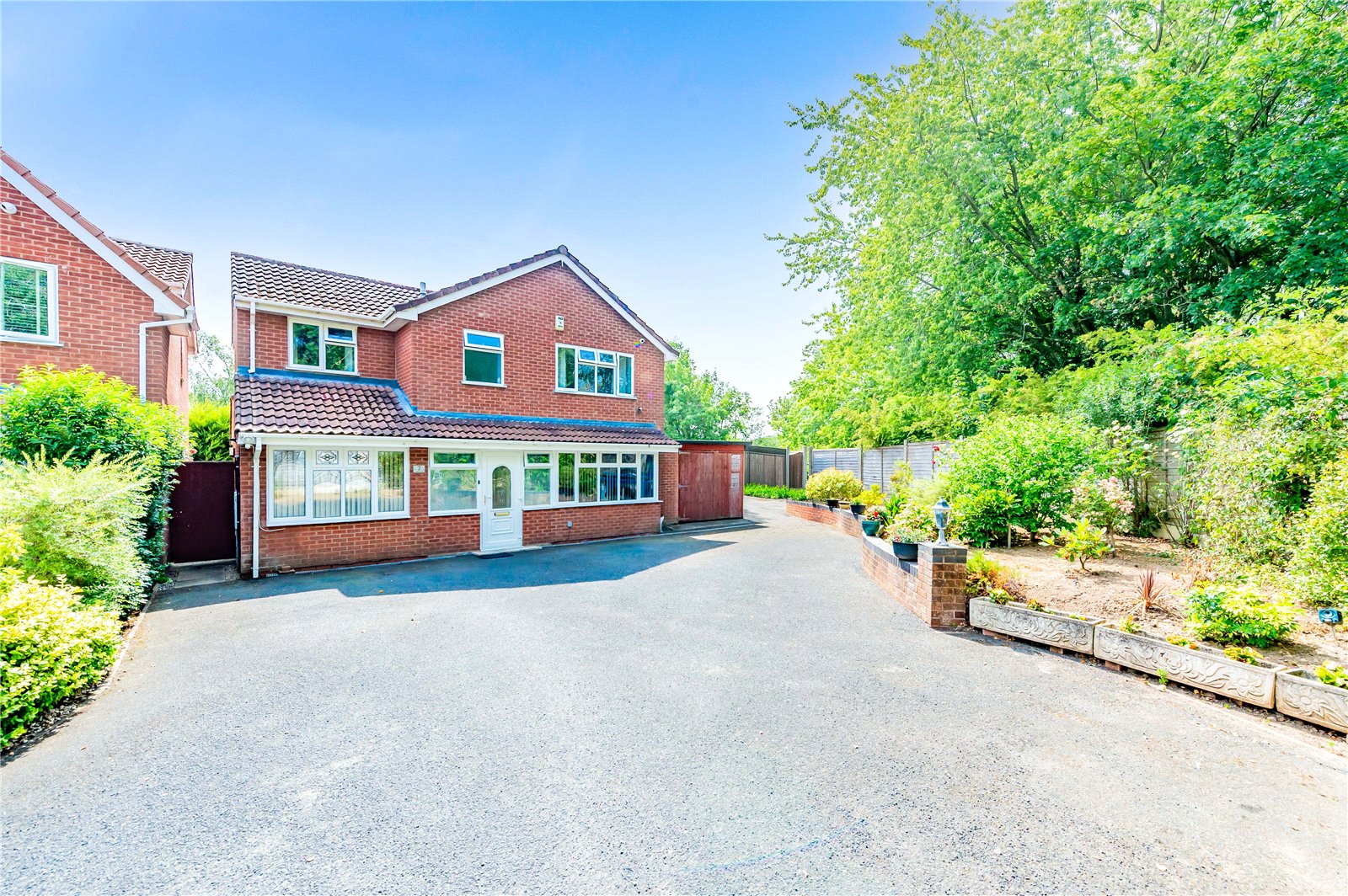 Picture No. 39 Cotswold Drive, Telford, TF3