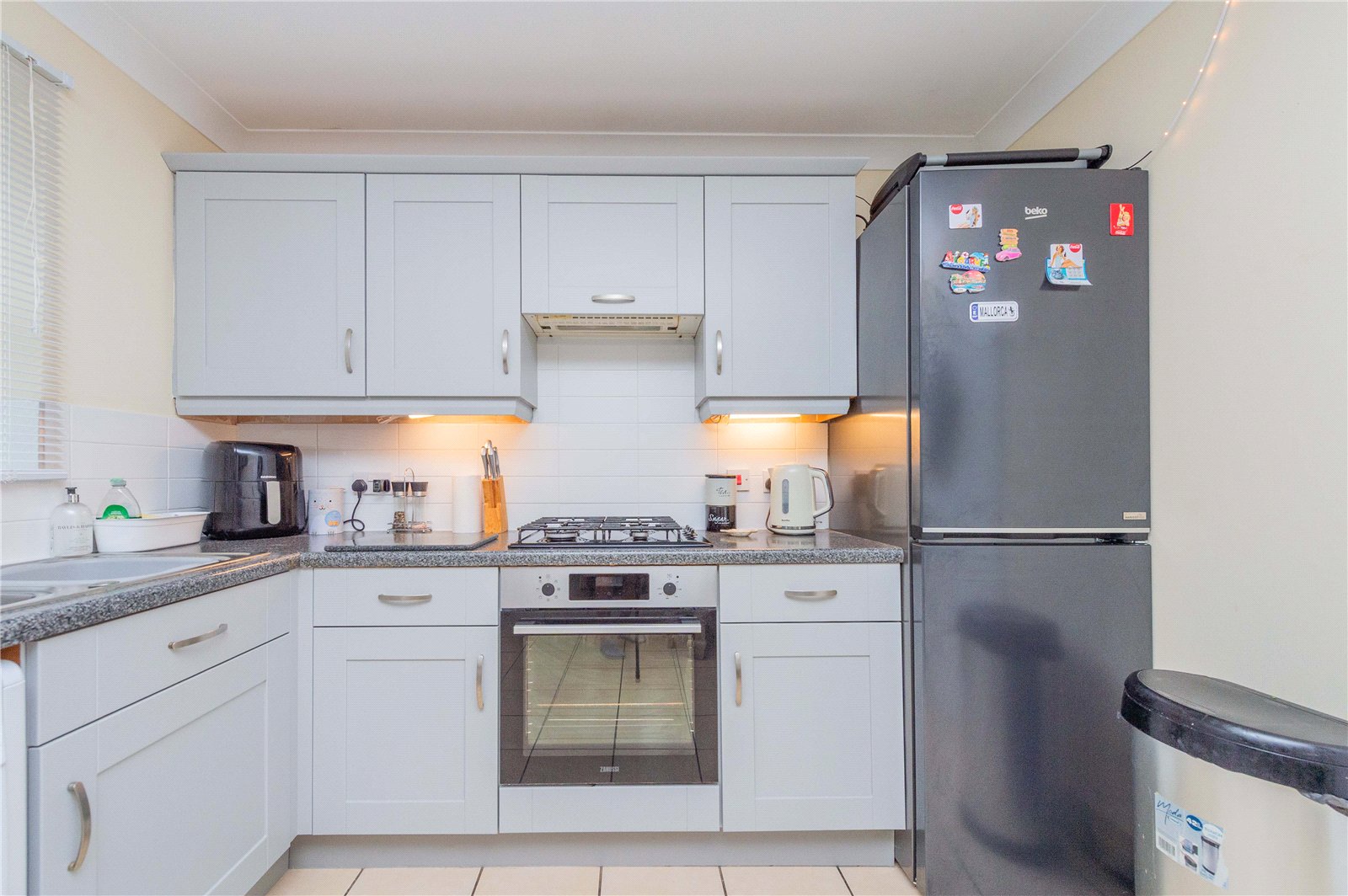 Picture No. 42 Arundel Close, Telford, TF3