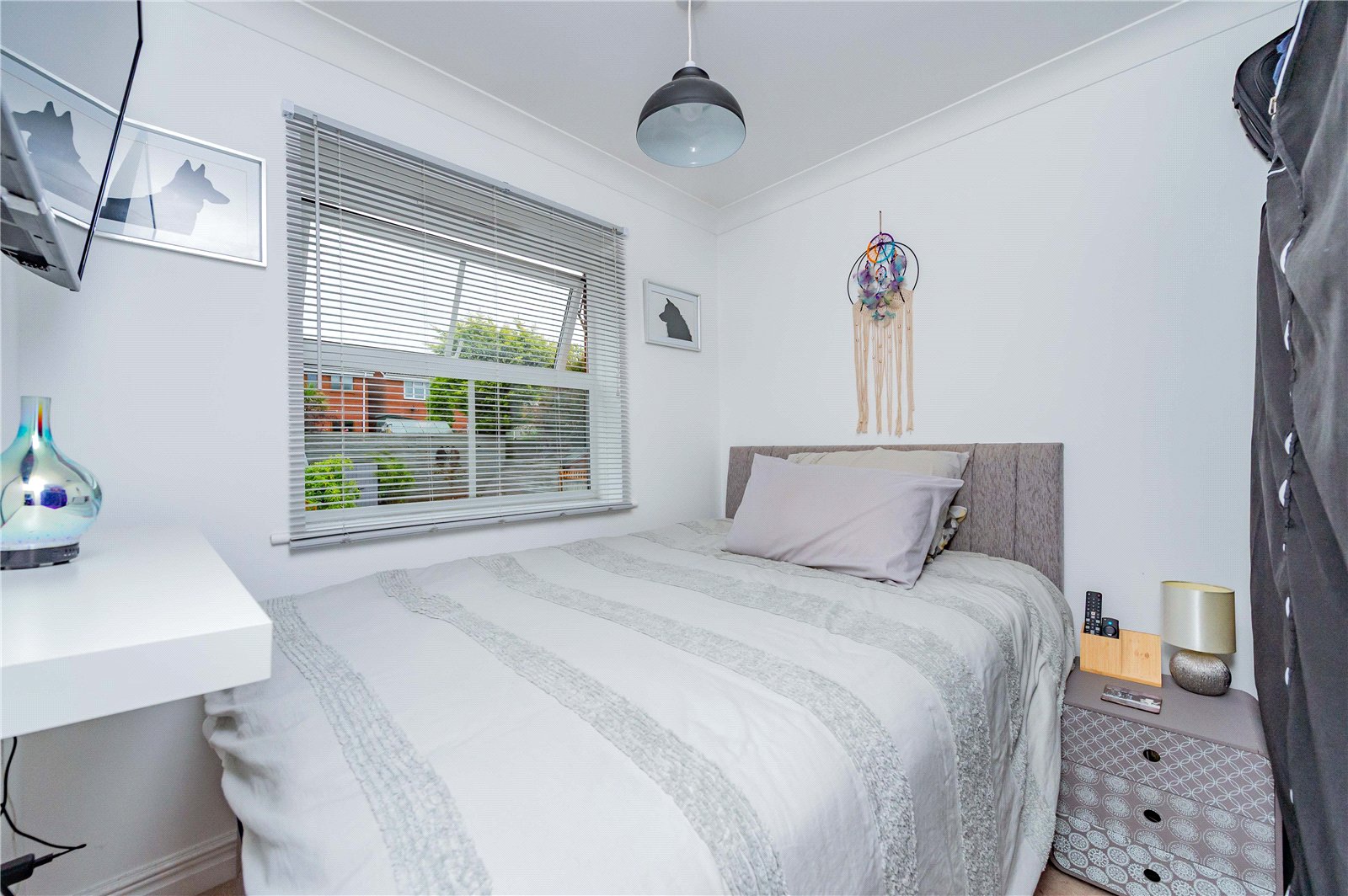 Picture No. 52 Arundel Close, Telford, TF3