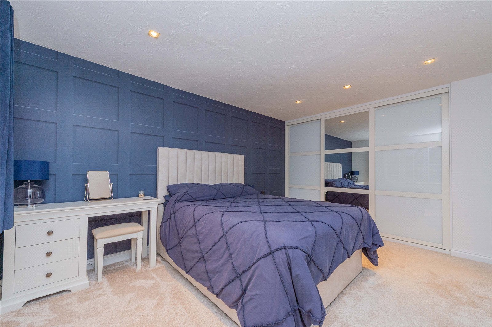 Picture No. 36 Highgrove Meadows, Priorslee, TF2
