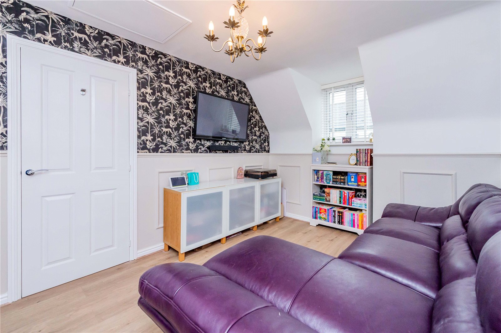 Cheshires Way, Telford, TF3